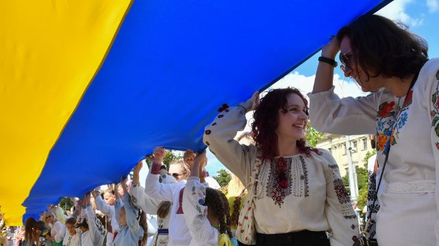 Ukraina: 35 lat wolności w ogniu wojny i propagandy. Co jest faktem, a co kłamstwem