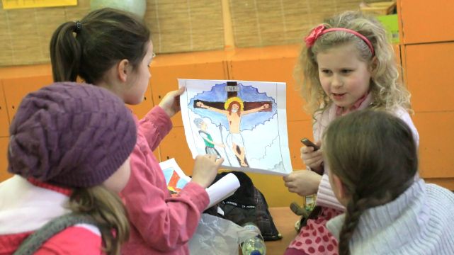 Rodzice nie muszą składać oświadczeń o rezygnacji z udziału w lekcjach religii