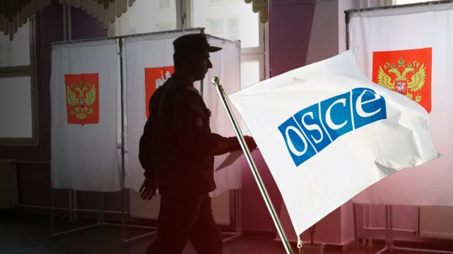 Wybory w Rosji. Kreml ostrzega przed ingerencją Zachodu. Brak OBWE