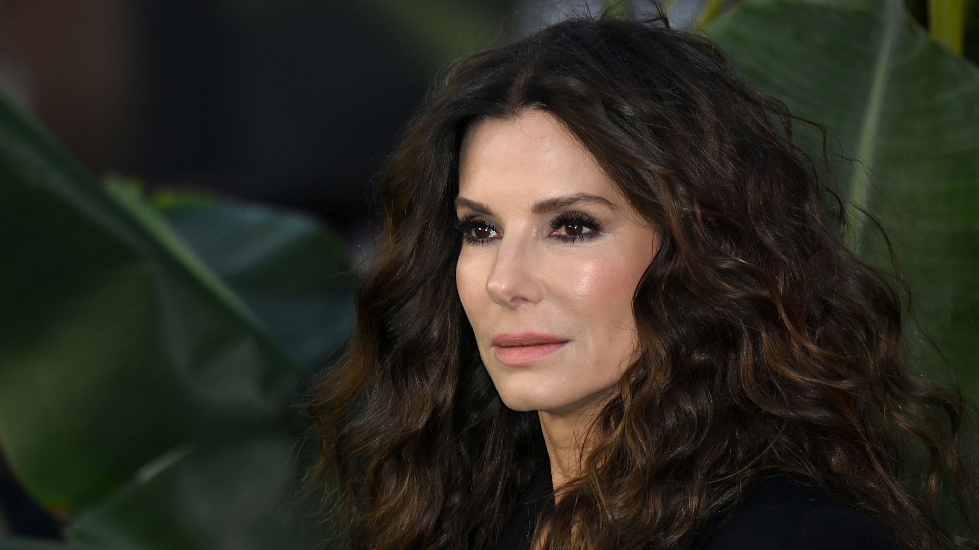 Sandra Bullock nie ogłosiła nawrotu raka. W sieci krąży fake news