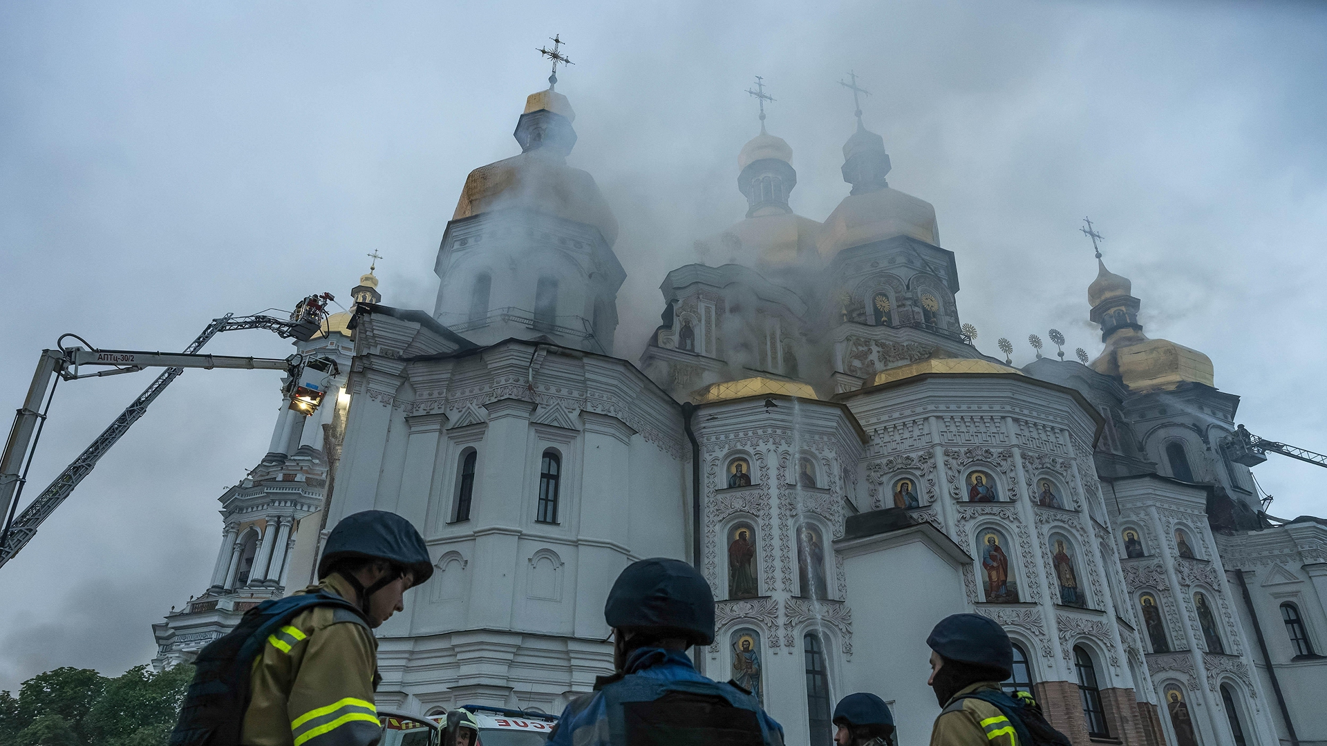 Schemat propagandy Putina – Rosja uderza w Ukrainę a następnie wskazuje winnych
