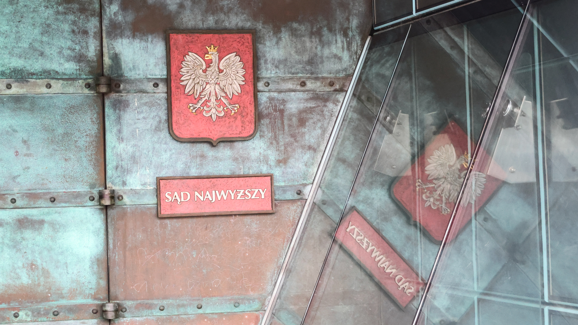 Konstytucja zakazuje transkrypcji małżeństw jednopłciowych?