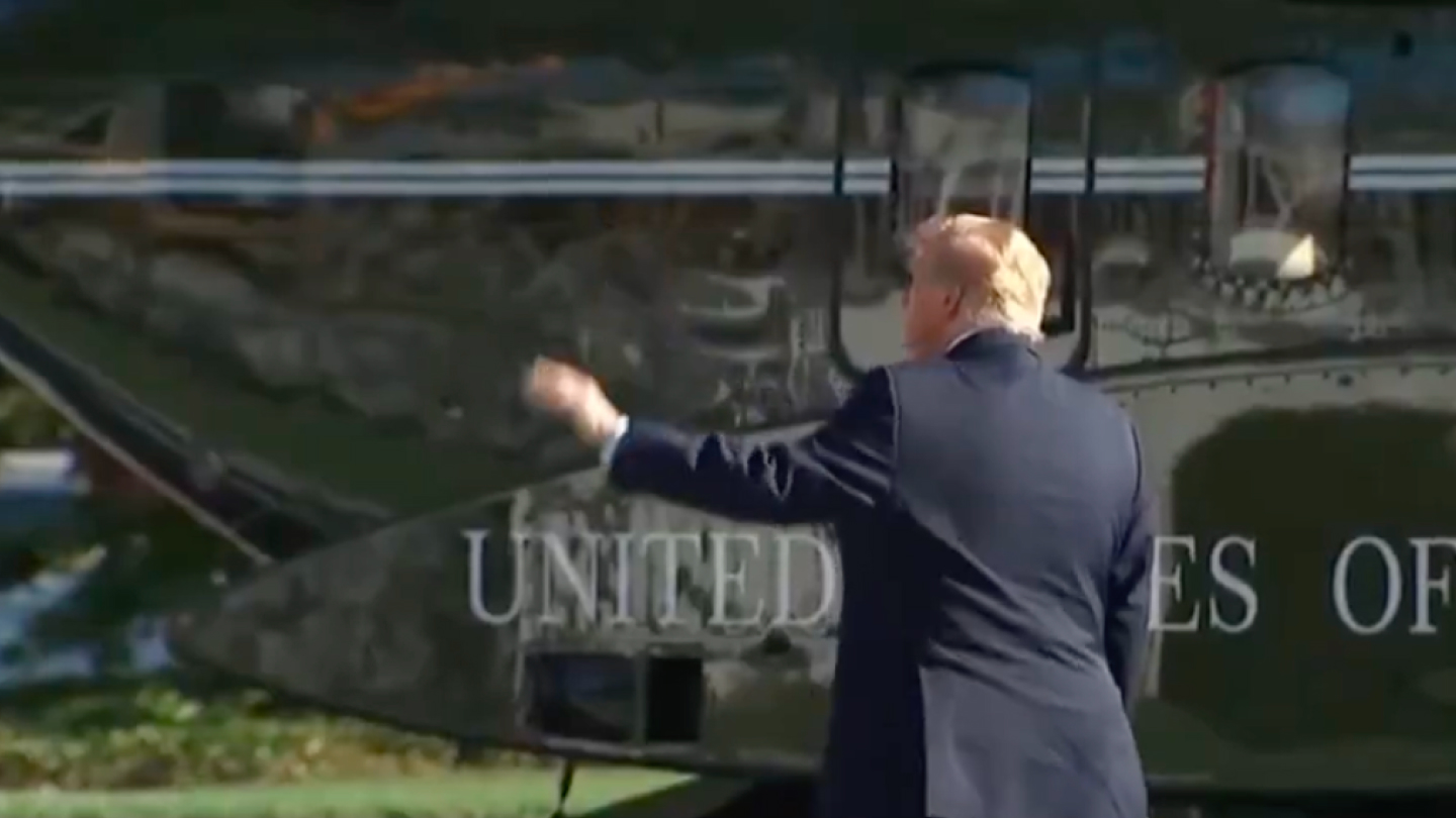 Donald Trump i zagadka niewidzialnego tłumu