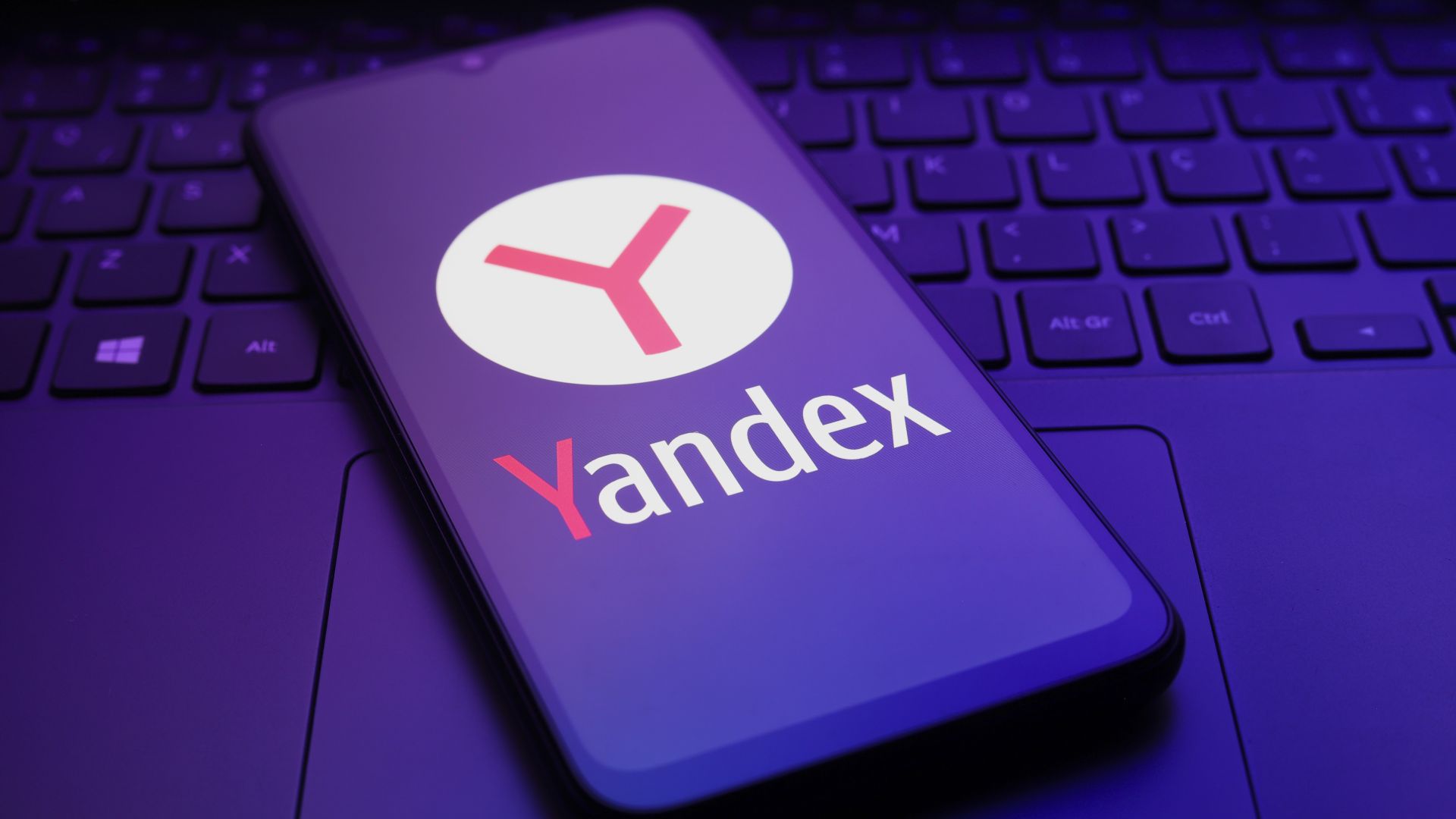 Ataki na Yandex. Czy rzeczywiście spadła aktywność rosyjskich botów?