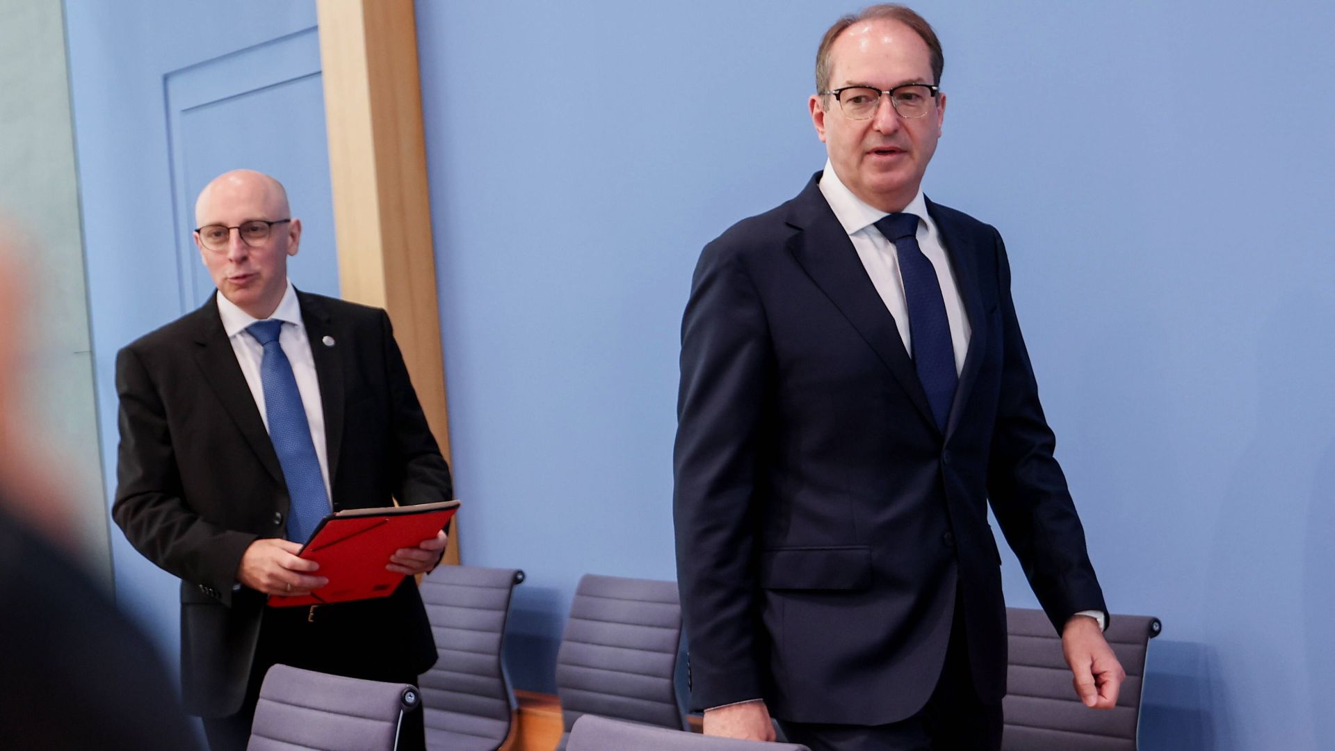 Sinan Selen i Alexander Dobrindt  (fot. PAP/EPA)