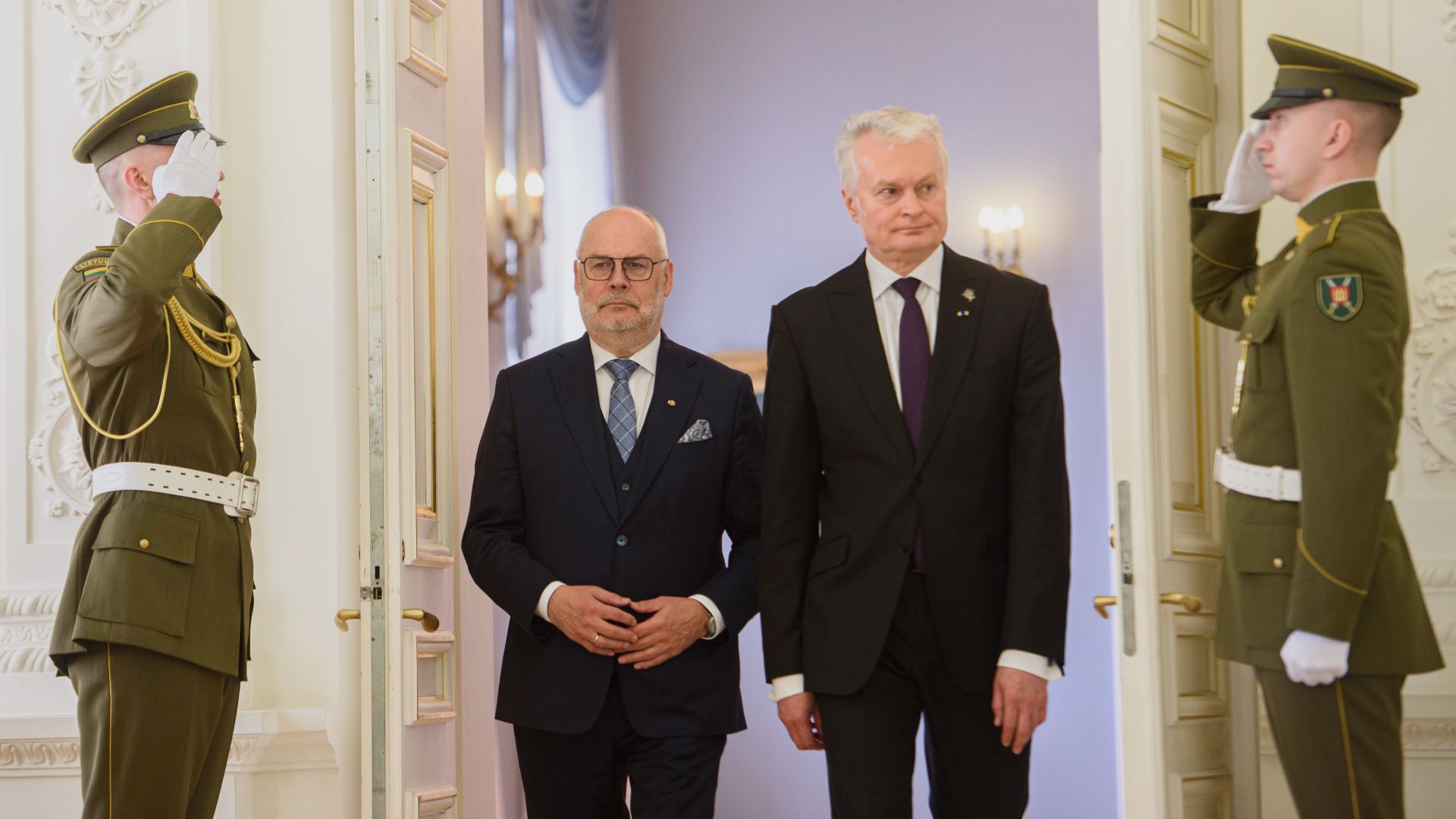 Prezydenci Alar Karis i Gitanas Nauseda (fot. YYerchak/SOPA/LightRocket/Getty Images)