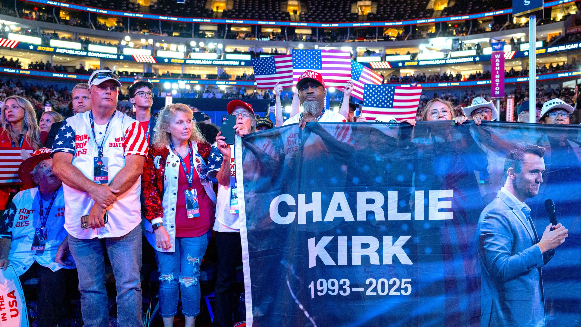 Kto naprawdę zabił Charliego Kirka? Dezinformacje rok po morderstwie