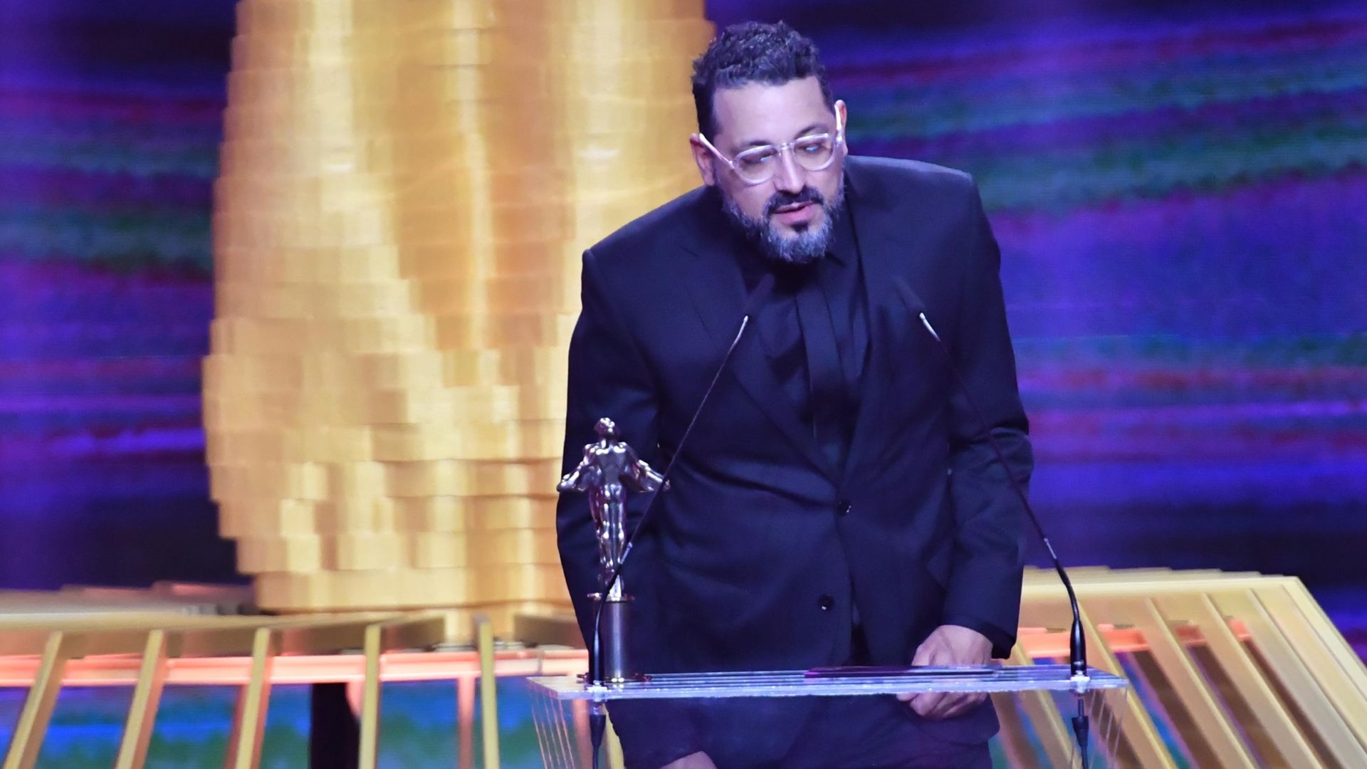 Ferid Lakhdar na gali Fryderyk Festiwal 2022 w Szczecinie fot. PAP/Marcin Bielecki