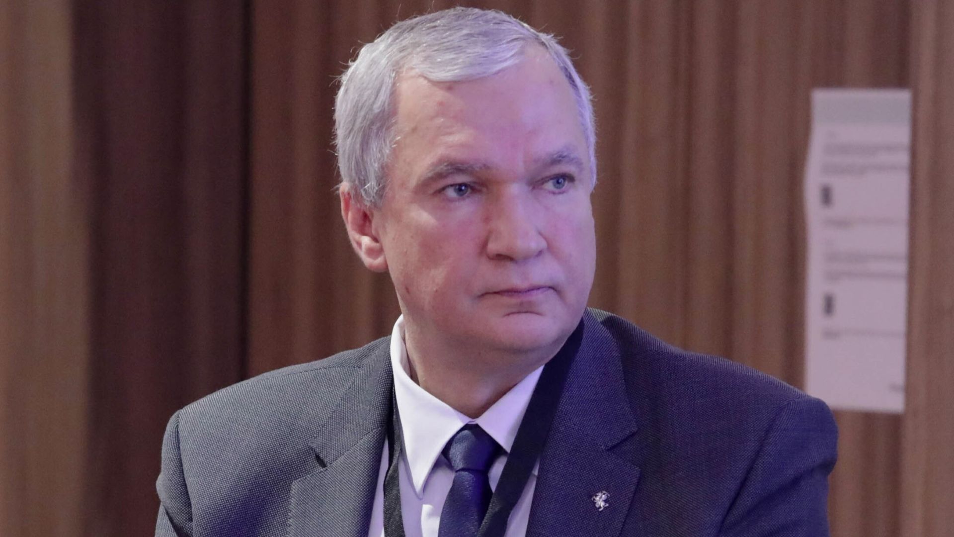 Zastępca szefa Zjednoczonego Gabinetu Przejściowego, szef Narodowego Zarządzania Antykryzysowego Paweł Łatuszka  (fot. T.Gzell/PAP)