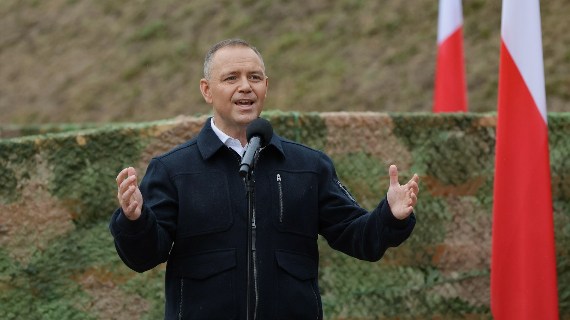 Karol Nawrocki chce rozmawiać o dostępie do broni. Sprawdzamy dane i przepisy